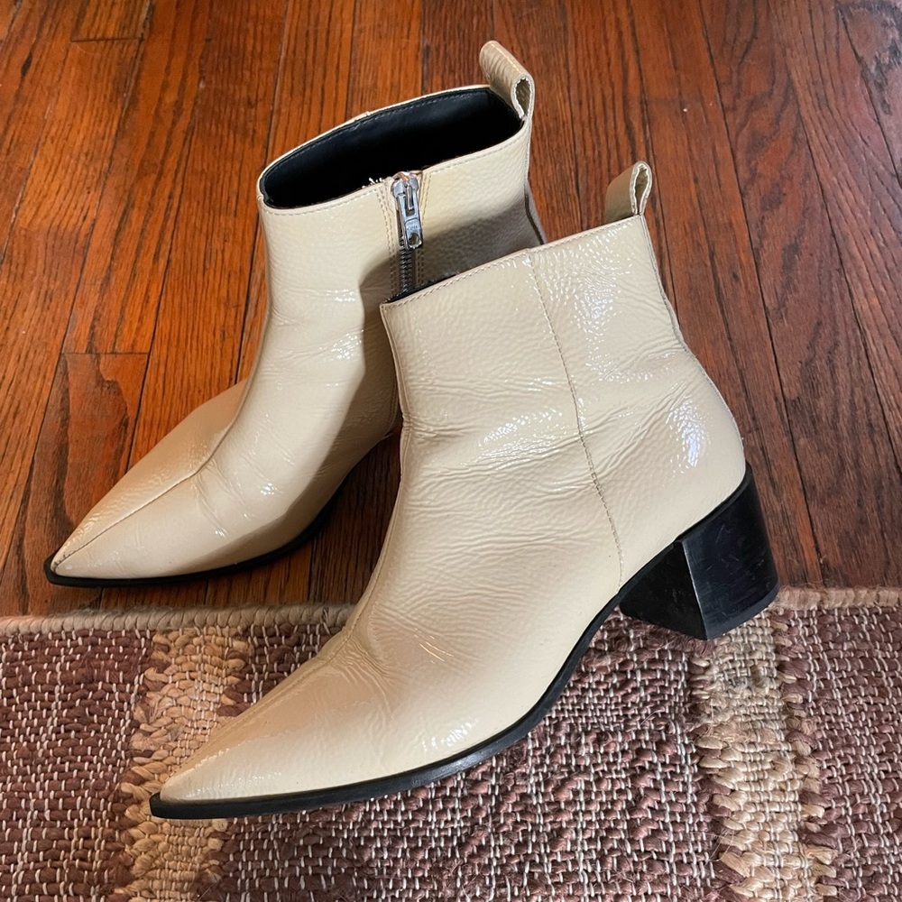 Everlane Boss Boots in Bone Patent
